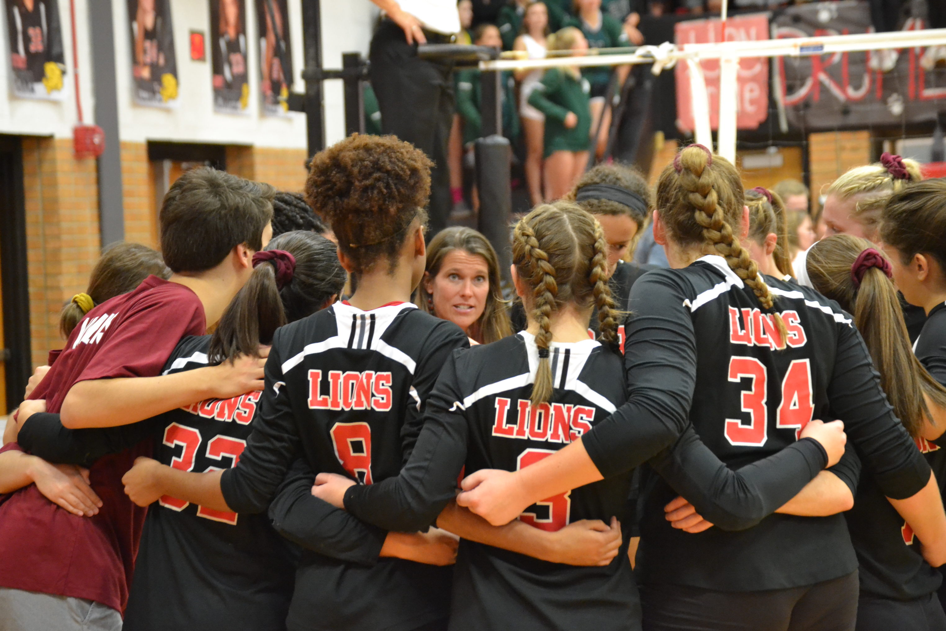 LHS volleyball relying on chemistry during stellar season News